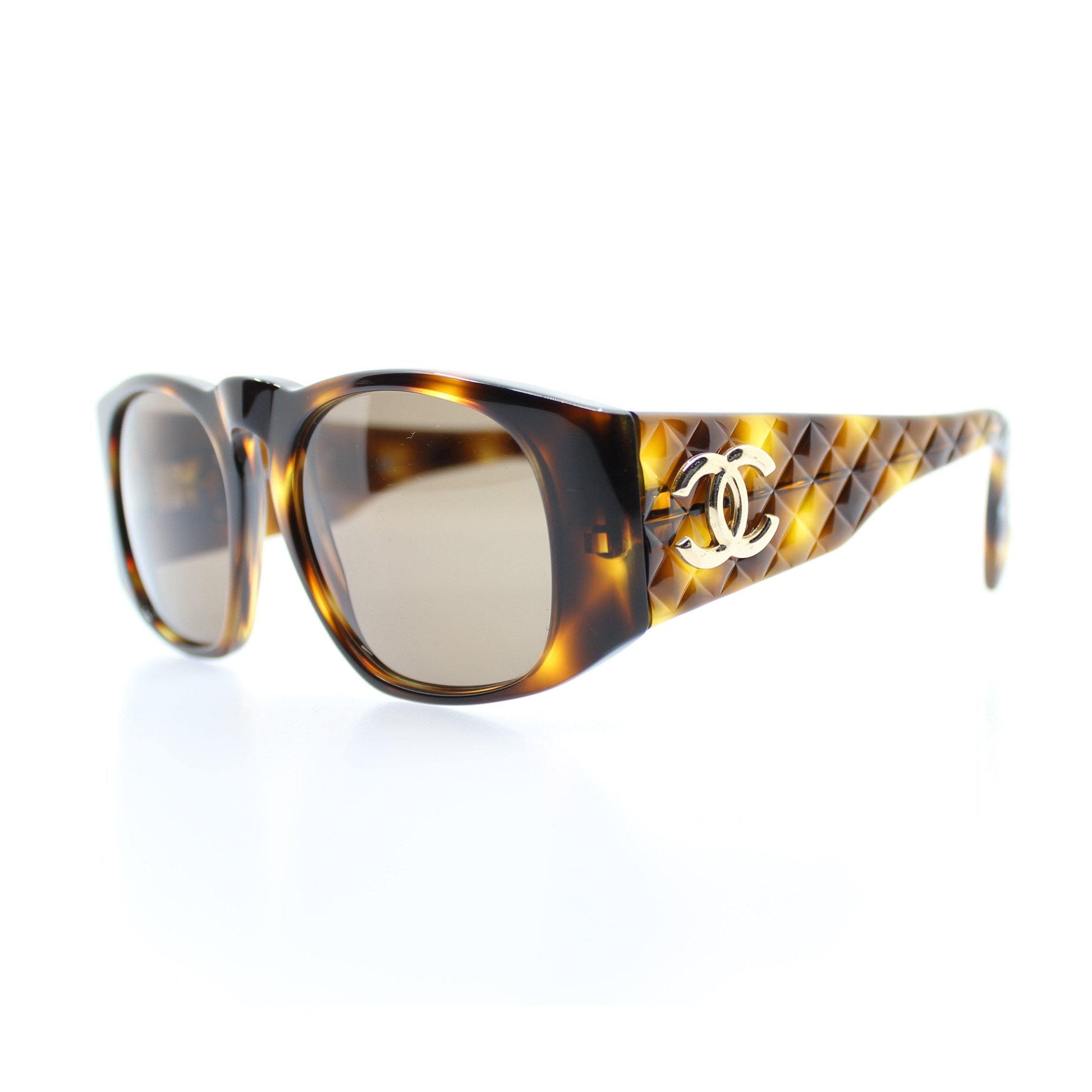 CHANEL 90s BROWN TORTOISE FRAME QUILTED SUNGLASSES