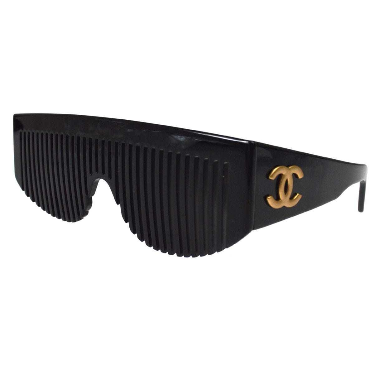 1994 CHANEL White CC Logo Futuristic Sunglasses  Futuristic sunglasses,  Round sunglasses vintage, Sunglasses vintage